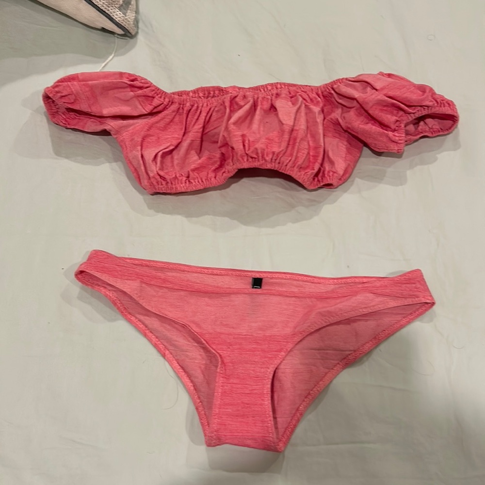 Lisa Marie fernandez off the shoulder bikini